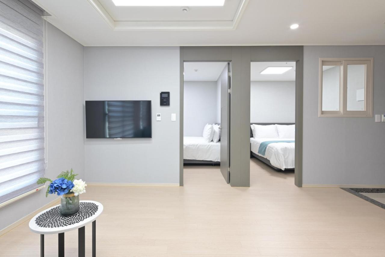 Bayone Park Apartment Yeosu Exterior photo